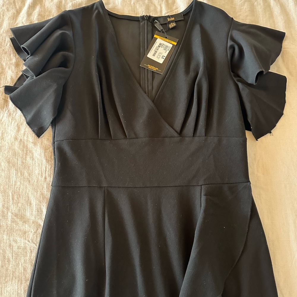 Elegant Black Dress with Ruffle Sleeves